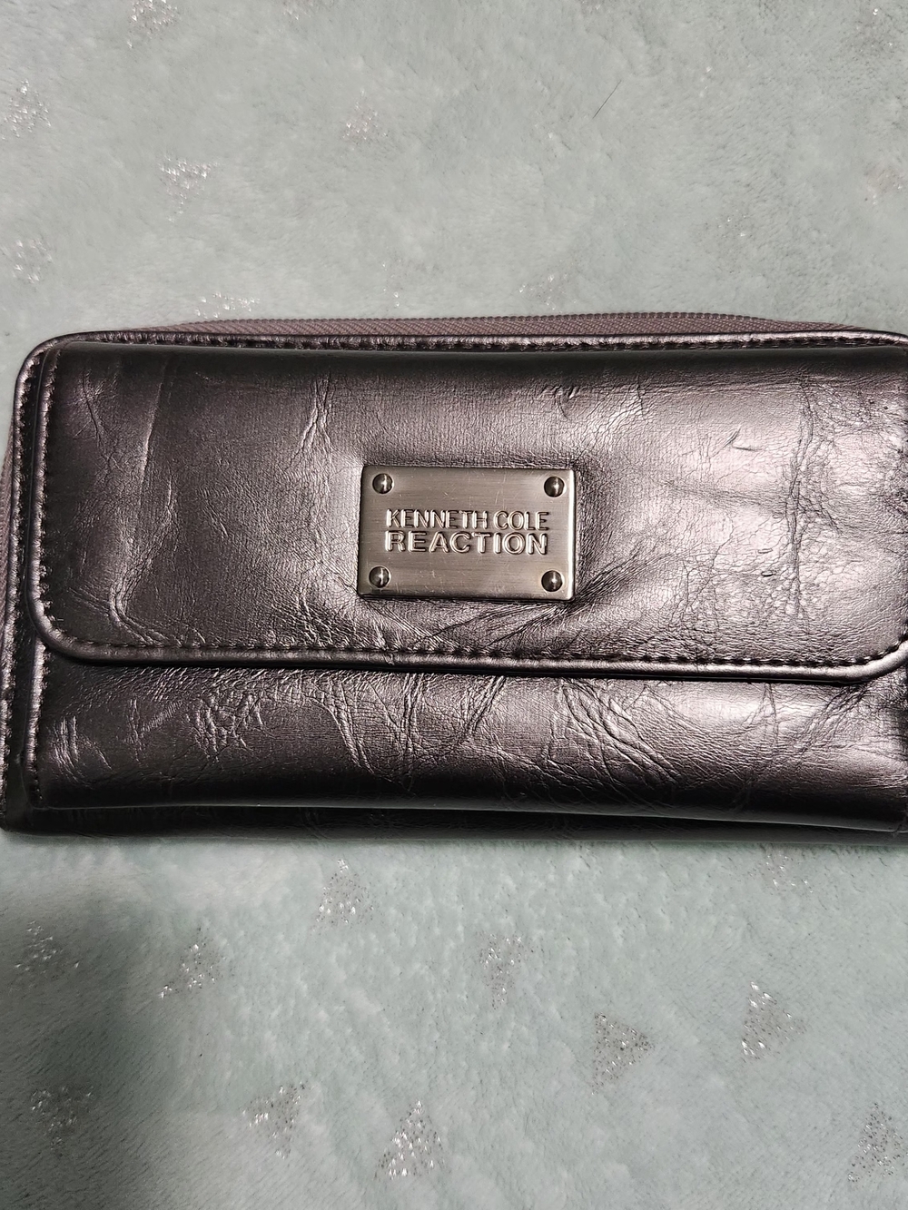Kenneth Cole Reaction Long Wallet